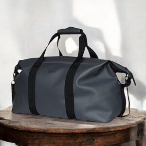 RAINS Hilo Weekend/Gym Bag (RAINS3-4)